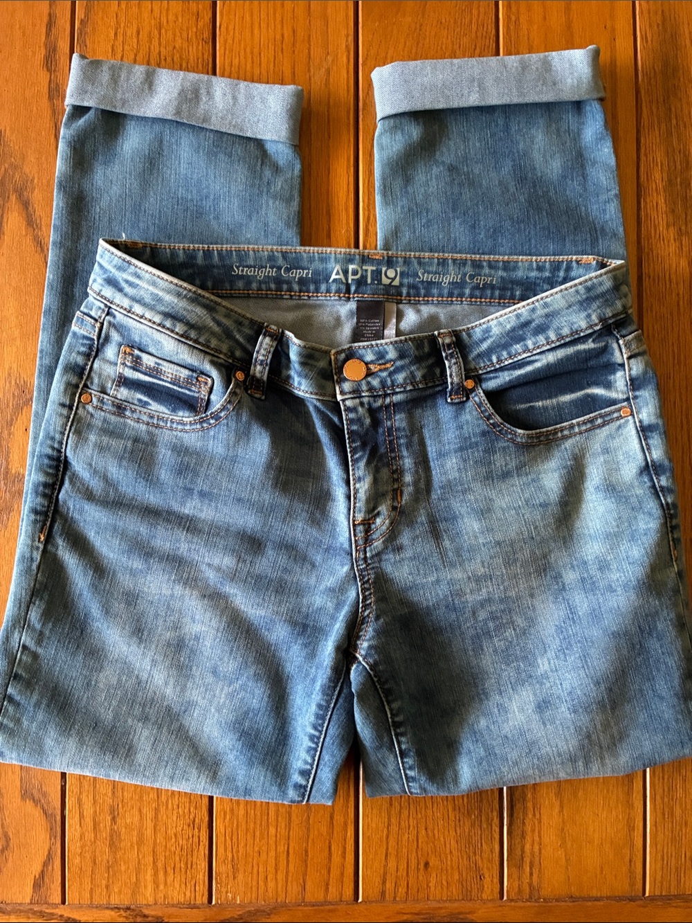 Apt. 9 Women’s Light Blue Straight Capris Jeans